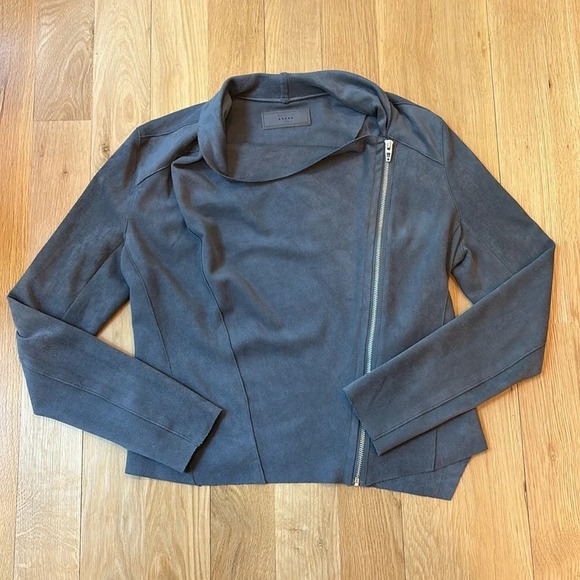 Blank NYC Motorcycle Jacket Faux Suede Drape Front Gray Medium - Picture 3 of 8